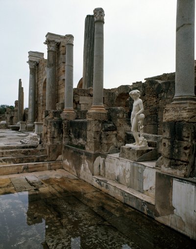 İmparator Hadrian döneminde inşa edilen hamam, 2. yüzyıl by Roman
