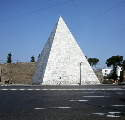 Cestius Piramidi, Roma by Roman