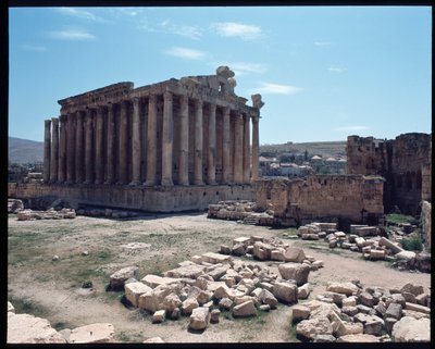 Bacchus tapınağının kalıntıları by Roman