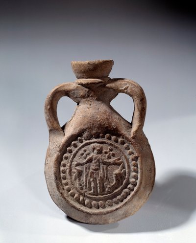 Roma Sanatı: Bir azizi temsil eden ayaklı pişmiş toprak anma ampulü. MS 4. yüzyıl. Paris, Louvre Müzesi by Roman