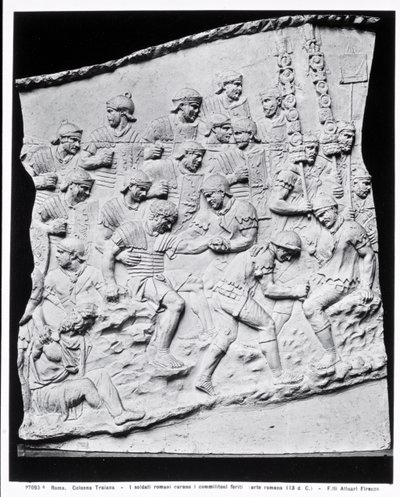 Yaralıları Tedavi Eden Roman Askerler, Trajan Sütunu