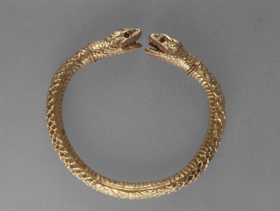 Yılan Bileklik, AD 1-100 (yeşil cam gözlü altın) by Roman