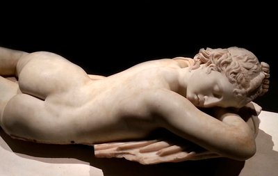 Uyuyan Hermafrodit: Roma sanatı, MÖ 1. yüzyıl. by Roman