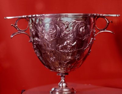 Tresor de Boscoreale: çınar yaprakları ile kantarik (içme vazosu). MÖ 1. yüzyıl sonu - MS 1. yüzyıl. Güneş 0,17 m. Paris, Louvre Müzesi by Roman