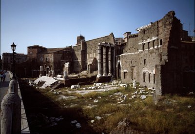 Augustus forumunun görünümü (fotoğraf) by Roman