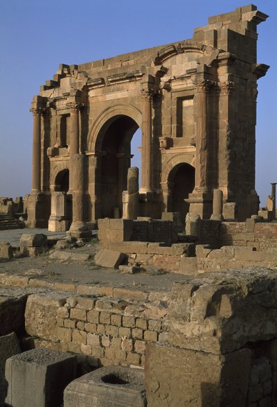 Trajan Kemeri (MS 52-117), MS 100 civarı, Yüksek İmparatorluk Dönemi (M.Ö. 27-395) by Roman Imperial Period