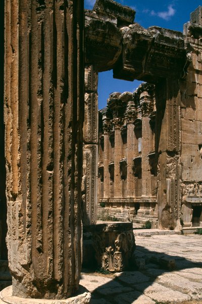 ಟೆಂಪಲ್ ಆಫ್ ಬ್ಯಾಕಸ್, ವಿವರ, ಹೈ ಇಂಪೀರಿಯಲ್ ಅವಧಿ (27 BC-395 AD) ಟರ್ಕ್ by Roman Imperial Period