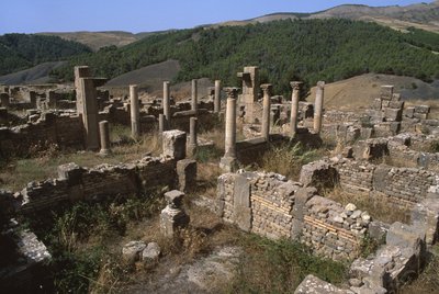 Bir konut alanından bir görünüm, Yüksek İmparatorluk Dönemi (MÖ 27-395) by Roman Imperial Period