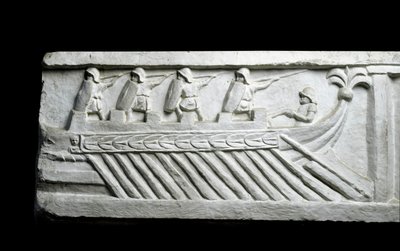 Bir savaş gemisi (alçak kabartma) by Roman Roman