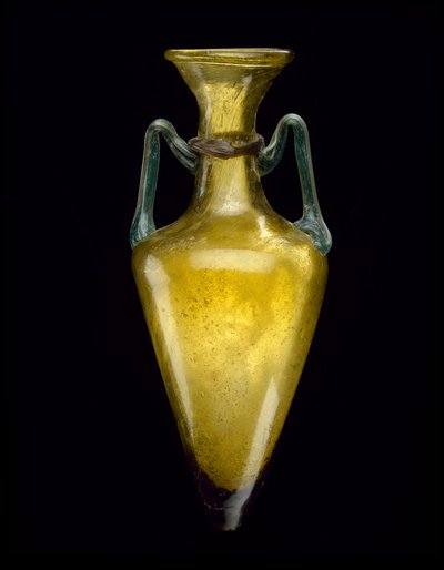 Amphoriskos, 300-500 (üflemeli cam) by Roman Roman