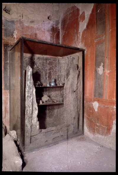 Kömürleşmiş gardırop, Casa a Graticcio, MÖ 5. yüzyıl - MS 1. yüzyıl by Roman Roman