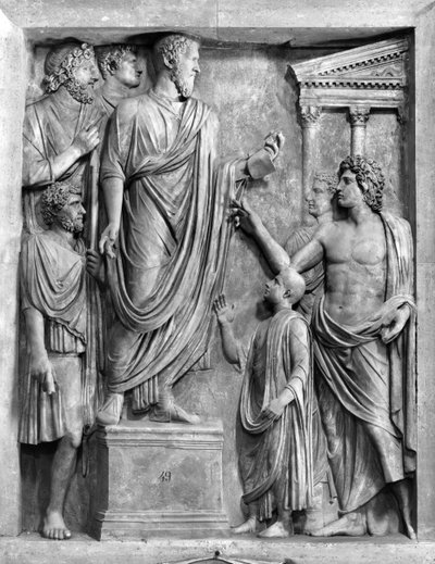 Marcus Aurelius (MS 121-180) Forumda Bir Konuşma Yapıyor veya Hadrian (MS 76-138) Sabine için Cenaze Konuşması Yapıyor, muhtemelen MS 3. veya 4. yy (mermer) (s/b fotoğraf) by Roman Roman