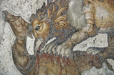 Bir geyiğe saldıran Aslan Griffon