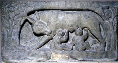 Lupercal kireçtaşı kabartması (Roma'daki bir mağaranın adı): Romulus ve Remus'lu kurt, Avenches Müzesi. by Roman Roman