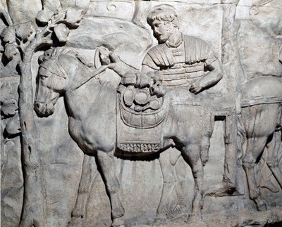 Roma Sanatı: “” Bir kefal yükü ganimet”” İmparator Trajan (53-117) döneminde Roma