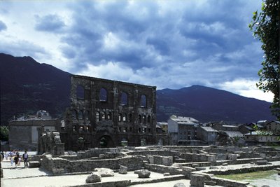 Aosta Roma Tiyatrosu. by Roman Roman