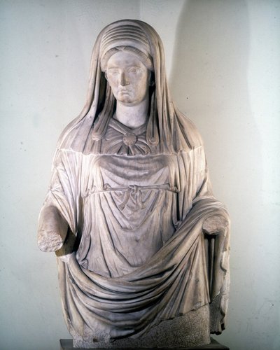 Vestal heykeli "" Massima "". Ulusal Roma Müzesi. Roma by Roman Roman