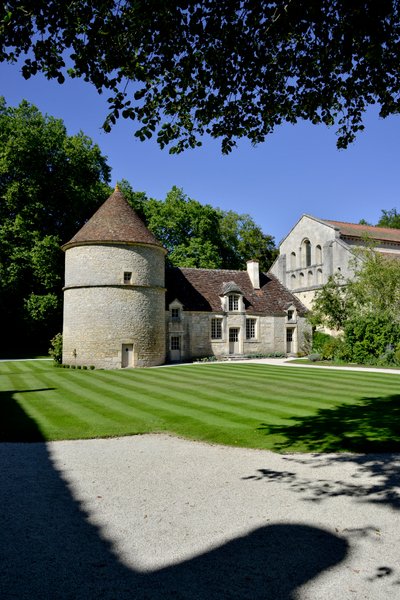 Romanesk mimarisi: Fontenay, Burgonya