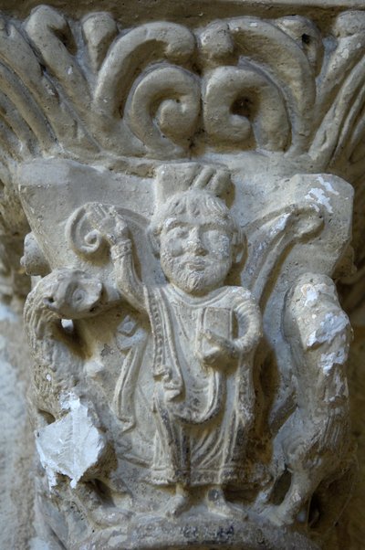 Romanesk sanat: Saint Blaise kilisesinin başkentinin detayı, Lacommande (Atlantik Pireneleri) by Romanesque