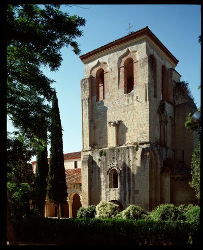 Kilisenin görünümü by Romanesque