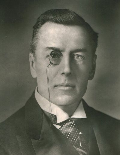 Çok Saygıdeğer Joseph Chamberlain, c1907. by Russell and Sons