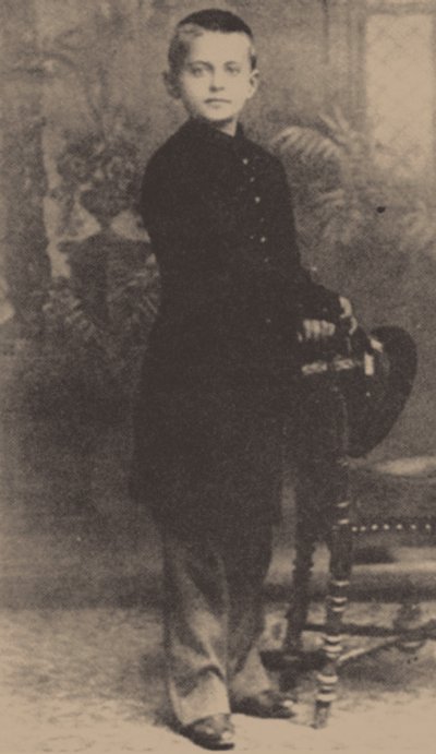 Leon Troçki 9 yaşında, 1888 by Russian Photographer