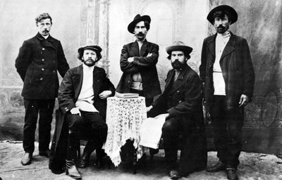 Rus Terör Örgütü Üyeleri, Narodnaya Volya, c.1870-80 (s/b fotoğraf) by Russian Photographer