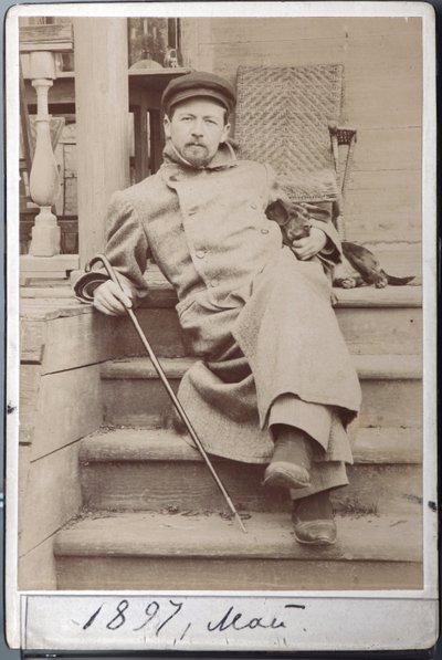 Portre de Anton Çehov, köpeği Hina ile Mayıs 1897