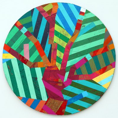 Twixt Heaven & Earth I-A (dairesel tahta üzerinde akrilik) by Sara Hayward