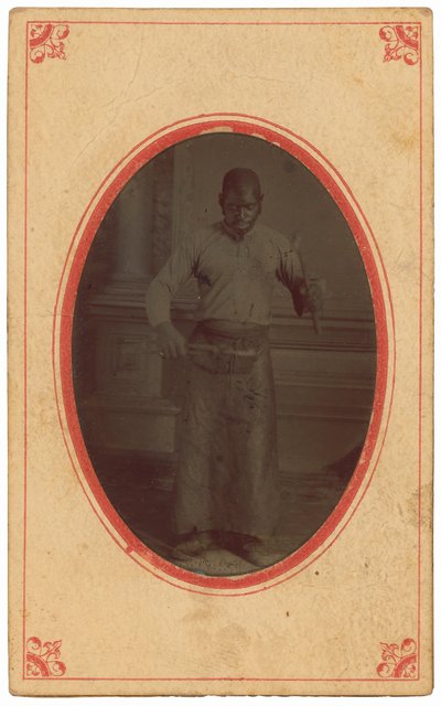 Alet Tutan Bir Adam Portresi,c. 1875 (fotoğraf) by Sarah Luse Larimer