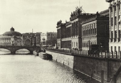 Berlin: Borse; Değişim (s/b fotoğraf) by Sasha Stone