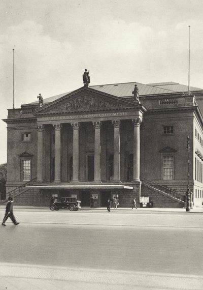 Berlin: Opernhaus; Opera Binası (s/b fotoğraf) by Sasha Stone