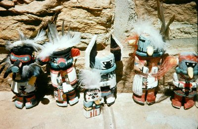 Kachina Bebekleri (karışık teknik) by School American