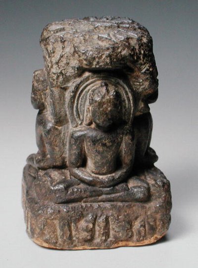 Budist oymacılığı (taş) by School Burmese