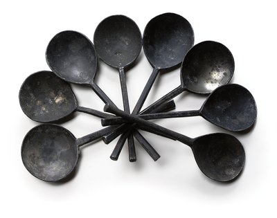 Kaşık koleksiyonu, çoğu 18. yüzyıl (kalay) by School Dutch