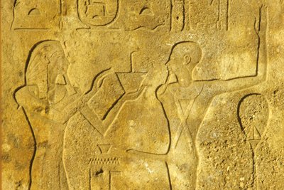 Antik Mısır, Duvar resmi/oyma, Karnak/Luksor Tapınağı, Hatshepsut, Tanrı Min#39;e tütsü sunuyor by School Egyptian