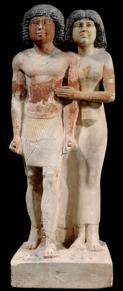 Mısır antikası: Raherka ve Meresankh çiftinin kireçtaşı heykeli. 5. hanedan. Eski imparatorluk (MÖ 2700-2200 civarında). Güneş 0,52x0,21 m Paris, musee du Louvre by School Egyptian