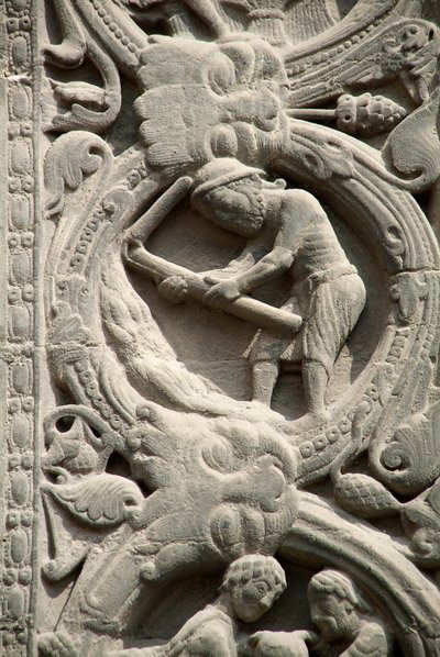 Gotik Sanat: Tarlaların çalışmalarını temsil eden Saint Denis Bazilikası
