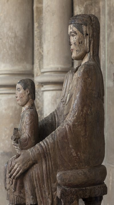 Bakire ve Çocuk (boyalı ahşap) by School French