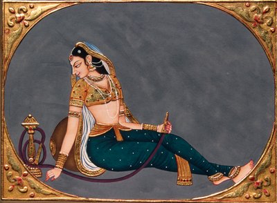 Kağıt Üzerine Minyatür Resim Nargile Keyfi Yapan Kadın by School Indian