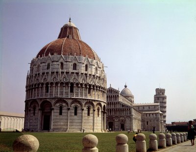 Ortaçağ mimarisi: Campo dei Miracoli