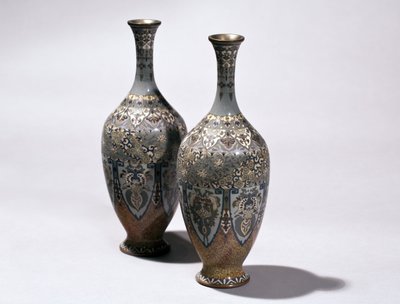 İki emaye işi vazo by Japanese School