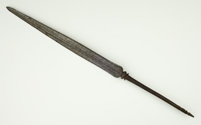 Spearhead (desen kaynaklı çelik) by School Malaysian