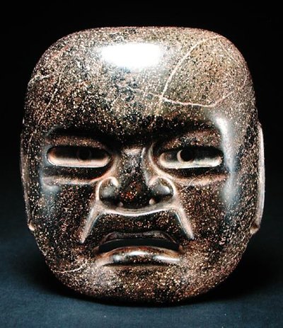 Maske (taş) by School Mexican