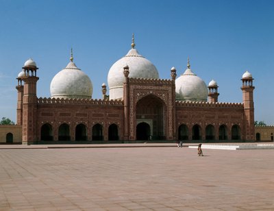 Badshahi Kraliyet Camii by School Pakistani