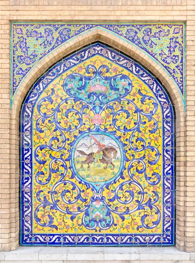 Gülistan sarayında kiremit işçiliği, Tahran, İran (fotoğraf) by School Qajar