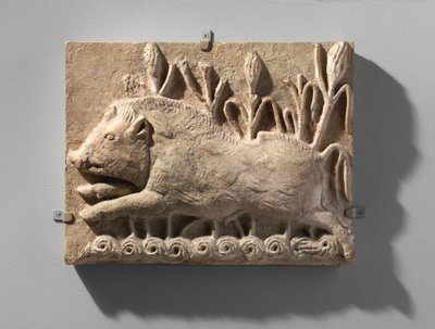 Yükleme domuzlu duvar paneli, MS 6. yüzyıl dolayları (sıva) by School Sasanian