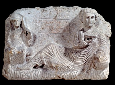 Taime ve karısının kireçtaşından mezar kabartması. Palmira