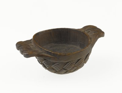 Quaich, iki kulplu, ahşap yayla kasesi veya içme kabı, c.1700 (ahşap) by Scottish School
