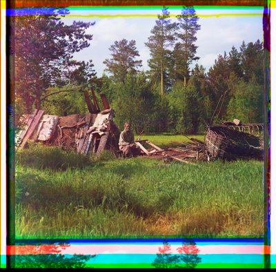 Yerleşimci kulübesi, Ural Dağları Bölgesi, Rusya by Sergei Mikhailovich Prokudin Gorskii